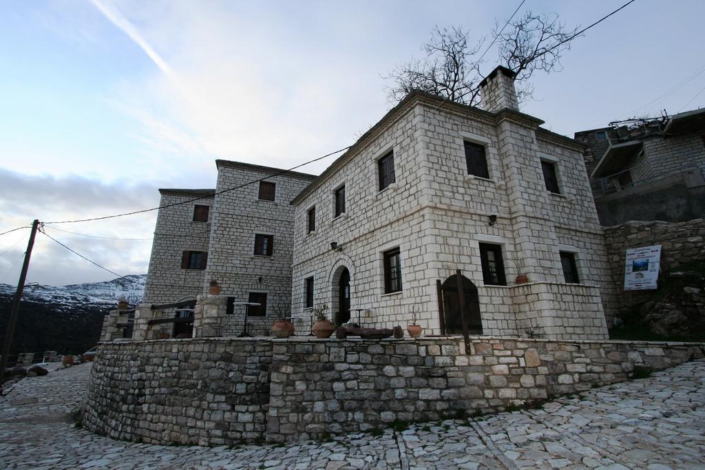 Hotel Petradi 1873 Kalarítai Exterior foto